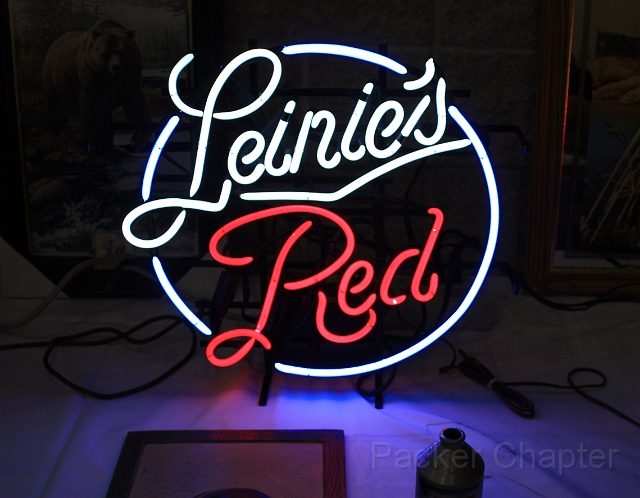 2009TAT_ 451.jpg - Saturday Night Raffle Neon